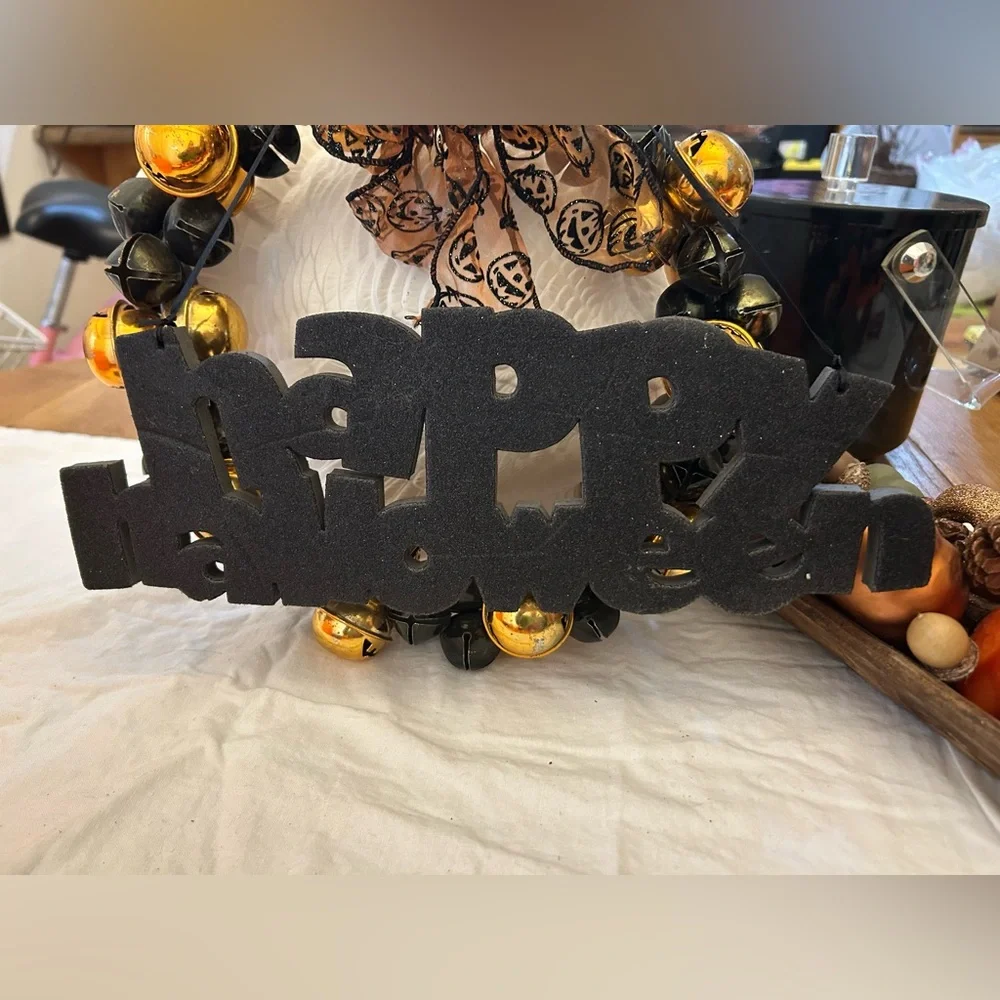 HALLOWEEN Decorations - 20 Pieces!